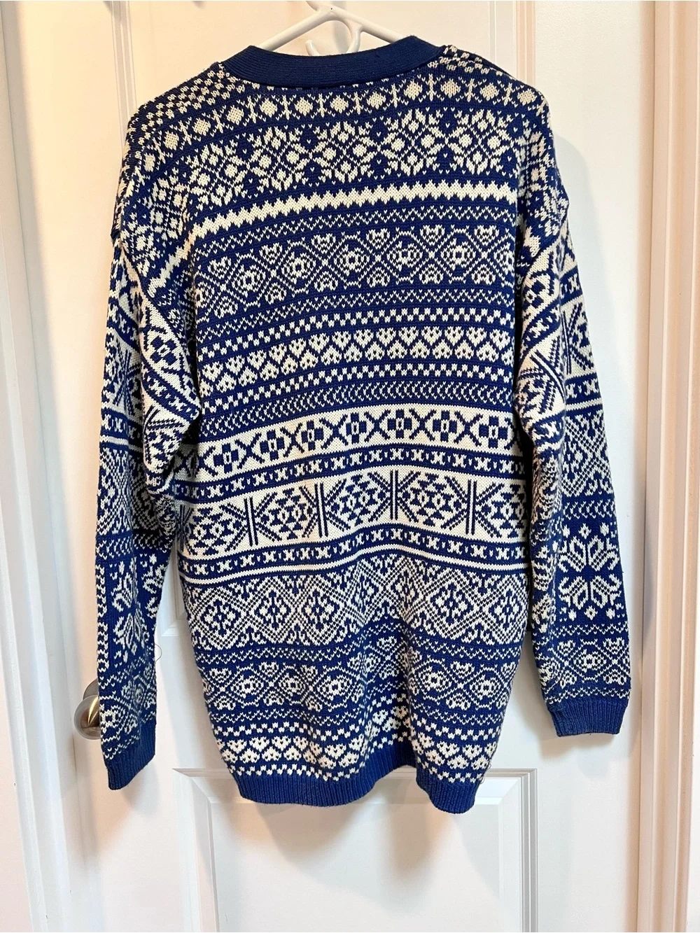 90s Faire Isle Nordic Snowflake Pattern Winter Geometric Cardigan Sweater Cozy